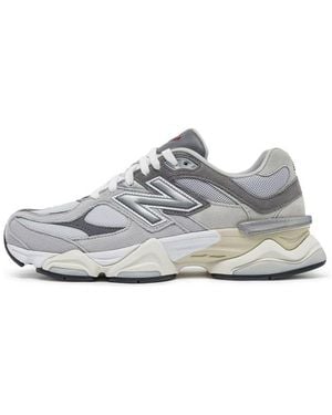 New Balance Trainers - White