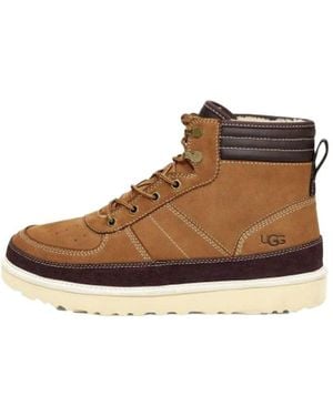 UGG Highland High Top Lacing Fleece Lined - Brown