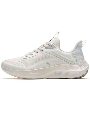 Anta (Wmns) Poison Scorpion 1 Low - White