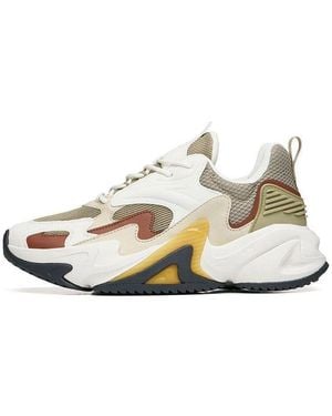Anta Walker 3 - White