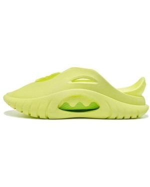 Rigorer Shark Sandals - Yellow