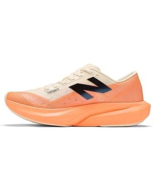 New Balance (Wmns) Fuelcell Rebel V4 'Hot Mange' - Orange