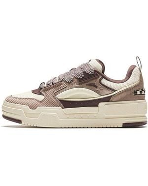 Anta (Wmns) Skateboarding Series Trainers Cream' - Metallic