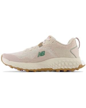 New Balance (Wmns) Fresh Foam X Hierro V7 'Timberwolf Workwear' - White