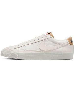 Nike Blazer Low '77 "Phantom" Dv7231 001" - White