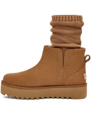 UGG (Wmns) Classic Novelty 'Chestnut' - Brown