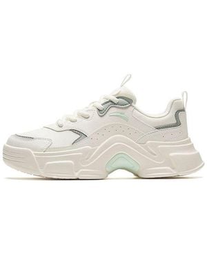 Anta (Wmns) Platform Leather - White
