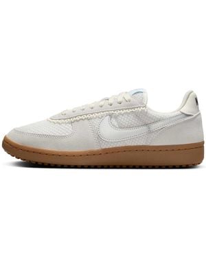 Nike (Wmns) Field General 82 'Platinum Tint Gum' - White