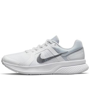 Nike (Wmns) Run Swift 2 Metallic' - White