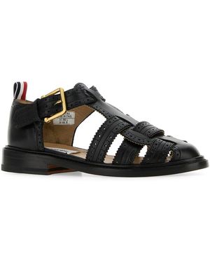 【THOM BROWNE】 リボン スライド サンダル 関税/送料込 Thom Browne(トム・ブラウン) シャワーサンダルMFL0541-05690