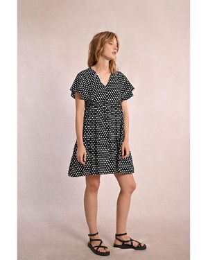 Molly Bracken Vestido corto evasé estampado, de manga corta - Rosa