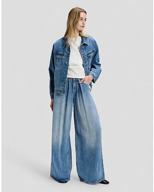 Lee Jeans Wide Leg Pleated Jean Size 24X31 - Blue