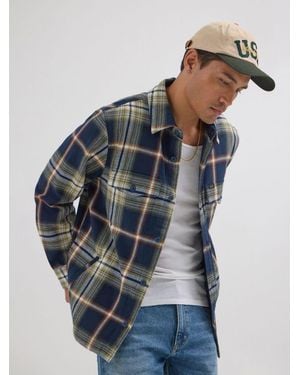 Lee Jeans Mens Loose Fit Flap Pocket Plaid Overshirt - Blue