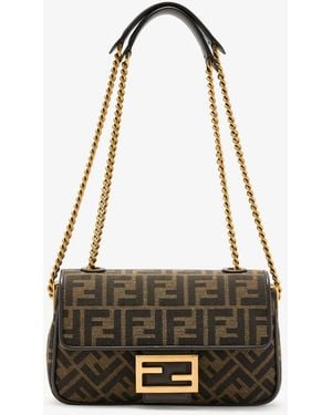 Fendi Baguette Midi Chain Bag - White