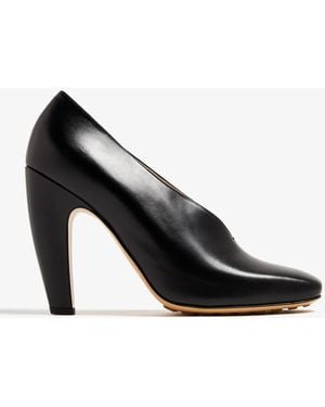 Bottega Veneta Canalazzo Pumps - Black