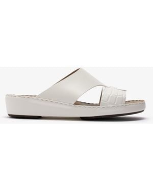 LAGGAR Looped Belt Sandals - White