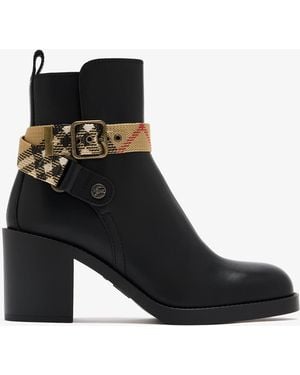 Burberry Huntley Boots - Black