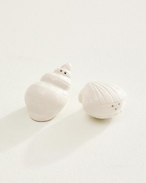 Lilly Pulitzer Shell Ceramic Salt & Pepper Shakers - Natural