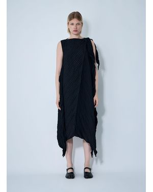 Issey Miyake Wrinkled And Twisted Dress - Blue