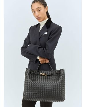Bottega Veneta Large Andiamo Handbag - Natural