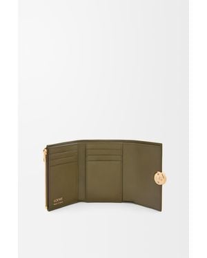 Loewe Pebble Small Vertical Wallet - Green