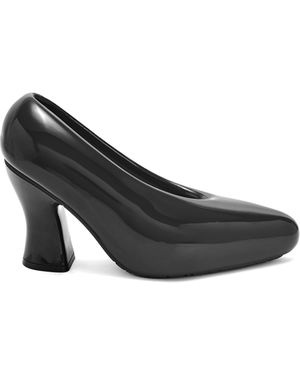 Loewe Comic Lacquered Foam Pump In Light Foam Rubber