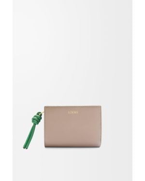 Loewe Cartera Compacta Knot En Piel Napa De Cuero Mujer - Gris