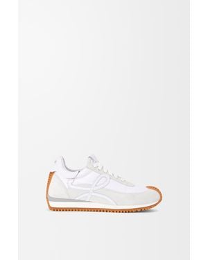 Loewe Flow Runner Trainers - White