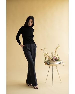 Karen Thomas Classic Fitted Turtleneck Sweater - Natural