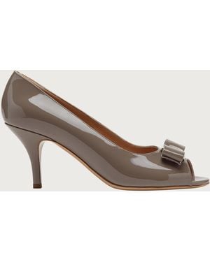 Ferragamo Pump — Taupe - Multicolor