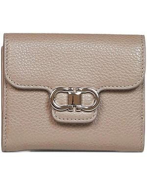Ferragamo Gancini Grained Leather Compact Wallet - Natural