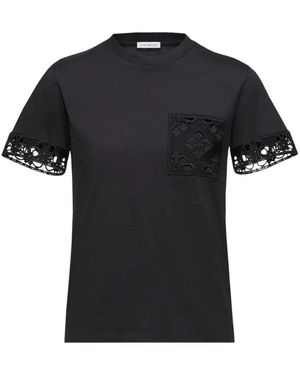 Moncler Classic Crew Neck T-Shirt With Embroidered Details - Black