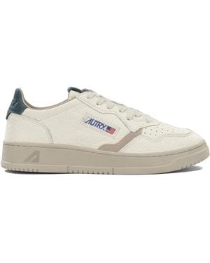 Autry "Medalist Low" Low Top Sneakers - White