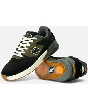 New Balance Nm933 Andrew Reynolds Shoes - Black