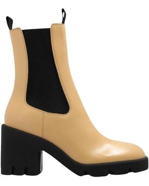 Burberry Stride Platform Custard Chelsea Boots - White