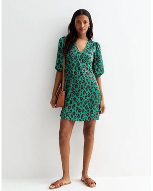 Gini London Animal Print V Neck Shift Mini Dress - Green