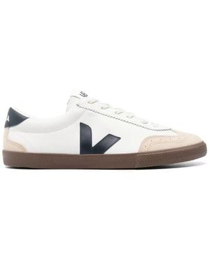 Veja Trainers - White