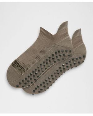 lululemon – Find Your Balance Grip Tab Socks – Size Large - Brown