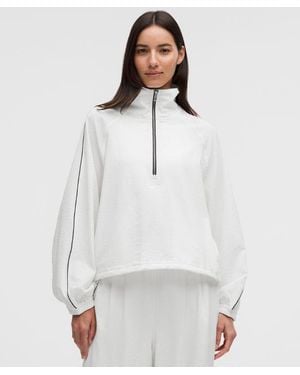 lululemon – Seersucker Funnel-Neck Half Zip Sweatshirt – – Size Large - White