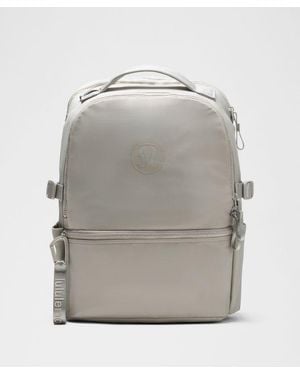 lululemon – New Crew Backpack 22L – /Khaki - Grey