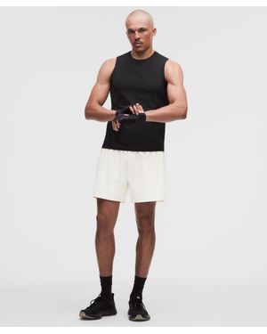 lululemon – Weightlifting Linerless Shorts – 5" – – Size Large - White