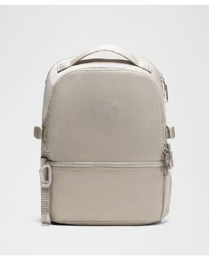 lululemon – New Crew Backpack 22L – /Khaki - Grey
