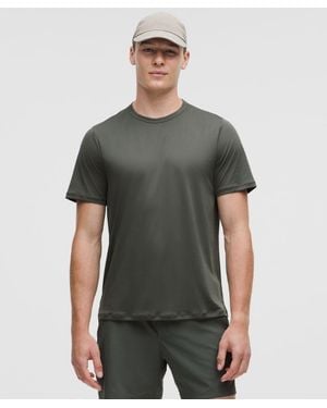 lululemon – Mile Maker Run Crew Lightweight Short-Sleeve Shirt – – Size Large - Grey