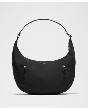 lululemon – Large Slouchy Sling Bag 13L – - Black