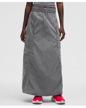 lululemon – Woven Cargo Maxi Skirt Slnsh Collection – – Size Large - Grey