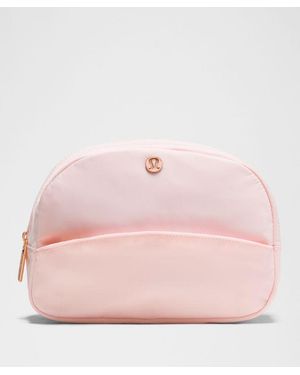 lululemon – City Essentials Pouch Bag 4L – - Pink