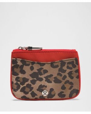 lululemon – Clippable Card Holder – - Red