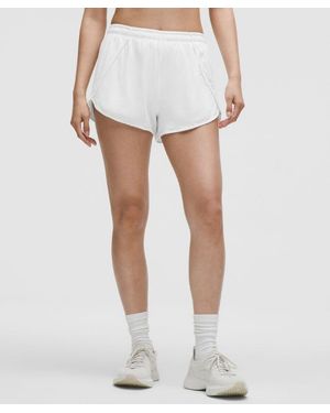 lululemon – Swiftly Mid-Rise Shorts – 3" – – Size 4 - White