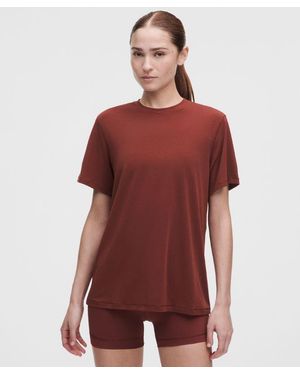 lululemon – Jersey Training Short-Sleeve Shirt – – Size 4 - Red