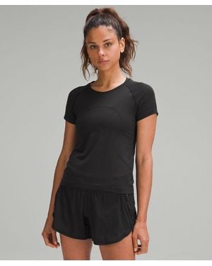 lululemon – Swiftly Tech Short-Sleeve Shirt 2.0 Waist Length – – Size 14 - Black